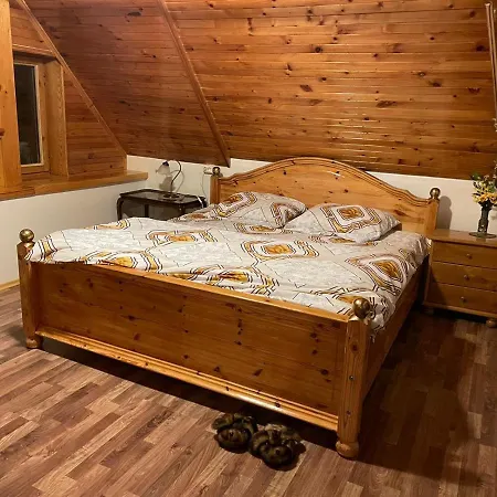 アパート Cozy, Quiet In A Privat House+parking
